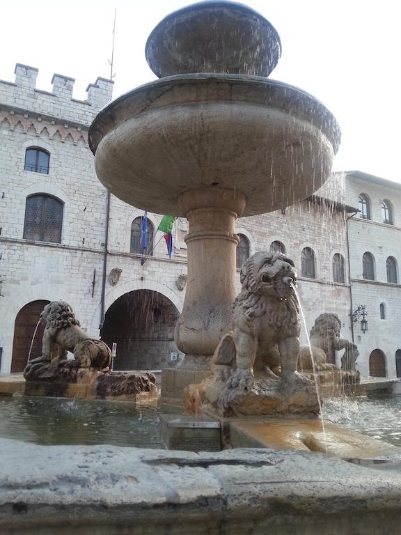 Il Cortile Di San Rufino Apartment Assisi Phòng bức ảnh