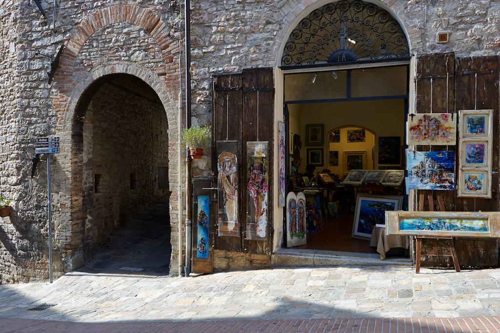 Il Cortile Di San Rufino Apartment Assisi Phòng bức ảnh